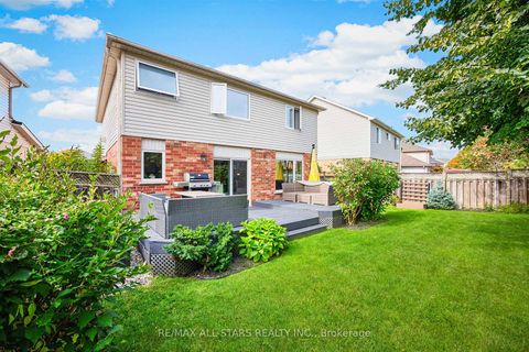 Photo 40 at 31 Country Lane, Painswick South, Barrie
