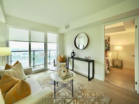 Photo 2 at 2713 - 955 Bay Street, Bay Street Corridor, Toronto