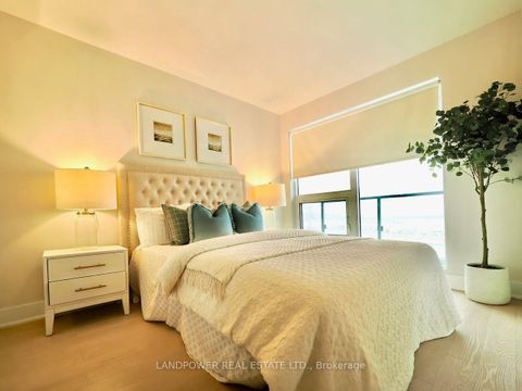 Photo 12 at 2713 - 955 Bay Street, Bay Street Corridor, Toronto
