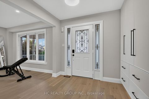 Photo 2 at 26 COUNTRY Lane, Painswick South, Barrie