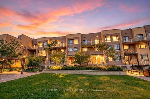 Photo 2 at 304 - 90 Orchid Place Drive, Malvern, Toronto