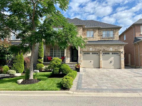 Photo 2 at 53 Trinita Avenue, Vellore Village, Vaughan