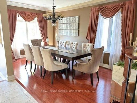 Photo 6 at 53 Trinita Avenue, Vellore Village, Vaughan