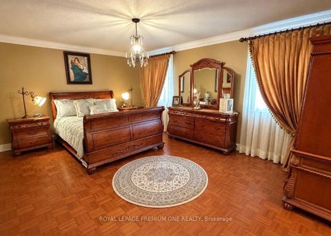 Photo 20 at 53 Trinita Avenue, Vellore Village, Vaughan
