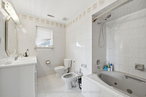Photo 8 at 277 Harvie Avenue, Fairbank, Toronto