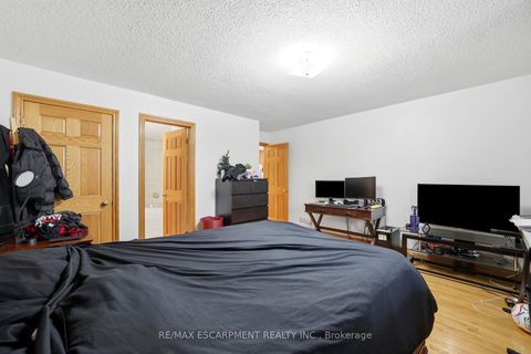 Photo 12 at 277 Harvie Avenue, Fairbank, Toronto