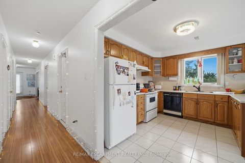 Photo 30 at 277 Harvie Avenue, Fairbank, Toronto