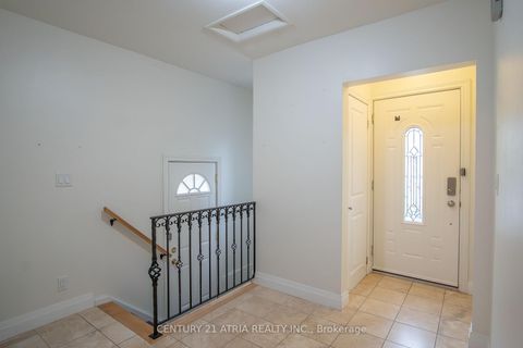 Photo 13 at 119 Milton Street, Queensway, Toronto