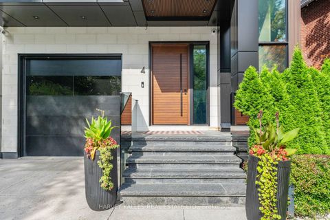 Photo 2 at 4 Douglas Crescent, Leaside, Toronto