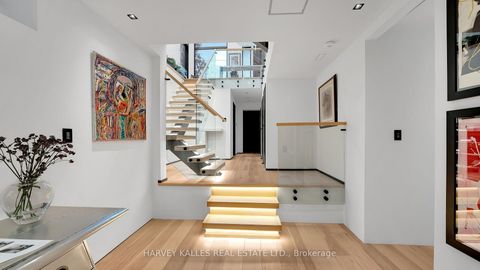 Photo 22 at 4 Douglas Crescent, Leaside, Toronto