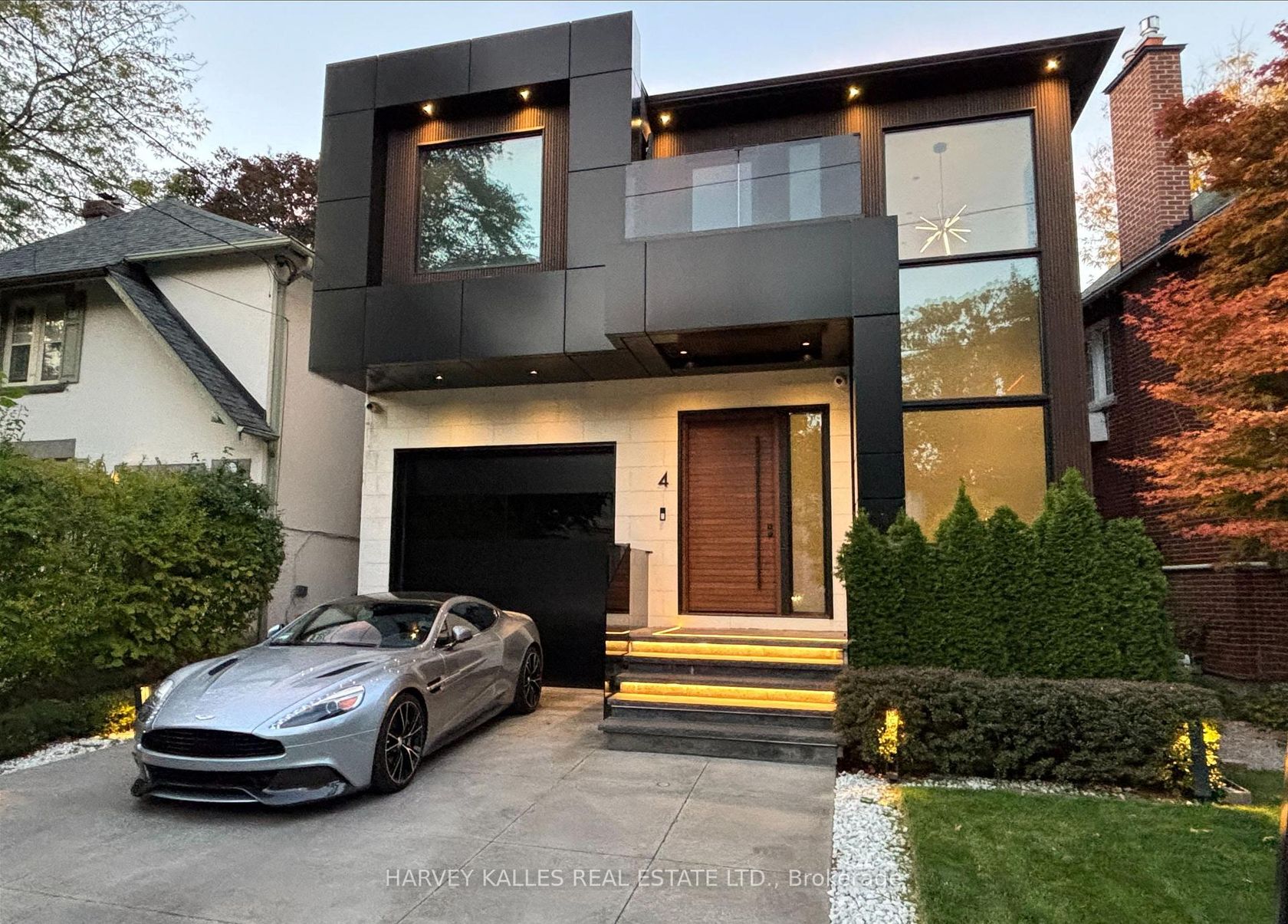 4 Douglas Crescent, Leaside, Toronto 