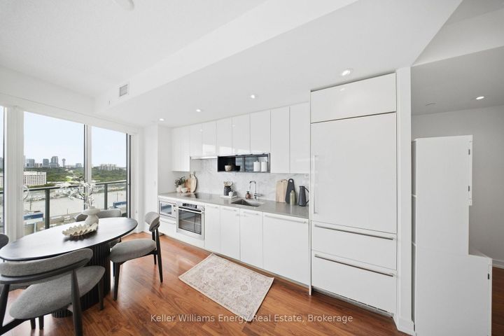 Photo 7 at 1109 - 117 McMahon Drive, Bayview Village, Toronto