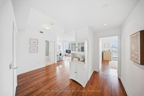 Photo 5 at 1109 - 117 McMahon Drive, Bayview Village, Toronto