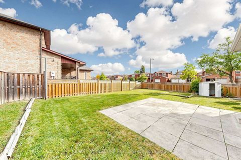 Photo 46 at 162 Venetian Crescent, East Woodbridge, Vaughan