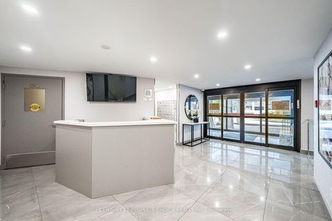 Photo 3 at 809 - 10 Edgecliffe Golfway, Flemingdon Park, Toronto
