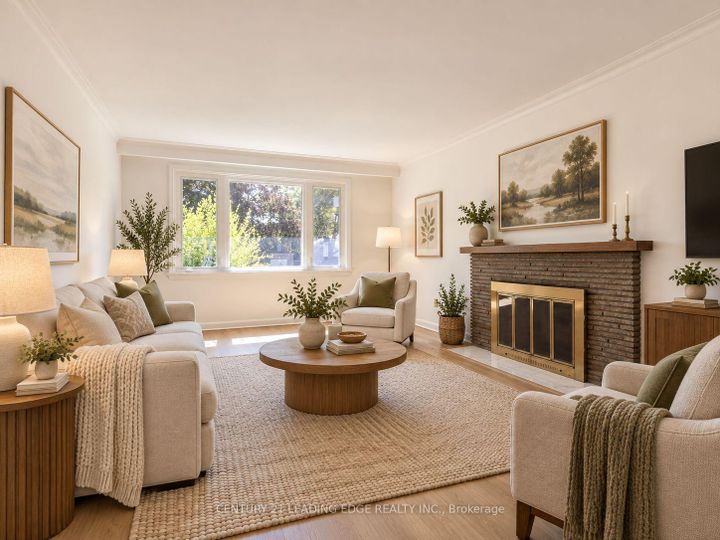 Photo 7 at 39 Sumner Heights Drive, Bayview Village, Toronto