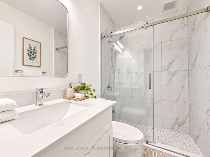Photo 19 at 39 Sumner Heights Drive, Bayview Village, Toronto