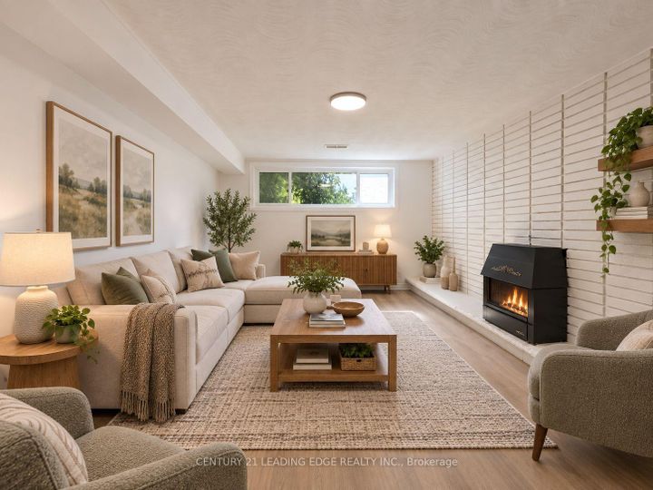 Photo 21 at 39 Sumner Heights Drive, Bayview Village, Toronto