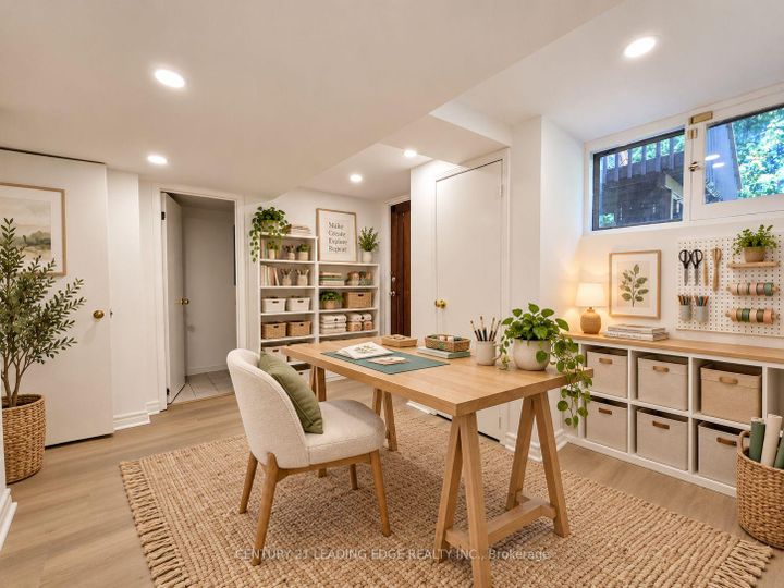 Photo 23 at 39 Sumner Heights Drive, Bayview Village, Toronto