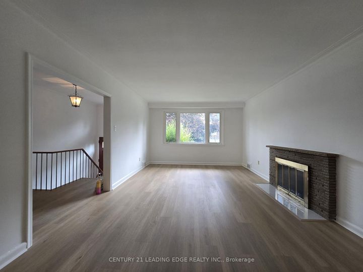 Photo 30 at 39 Sumner Heights Drive, Bayview Village, Toronto