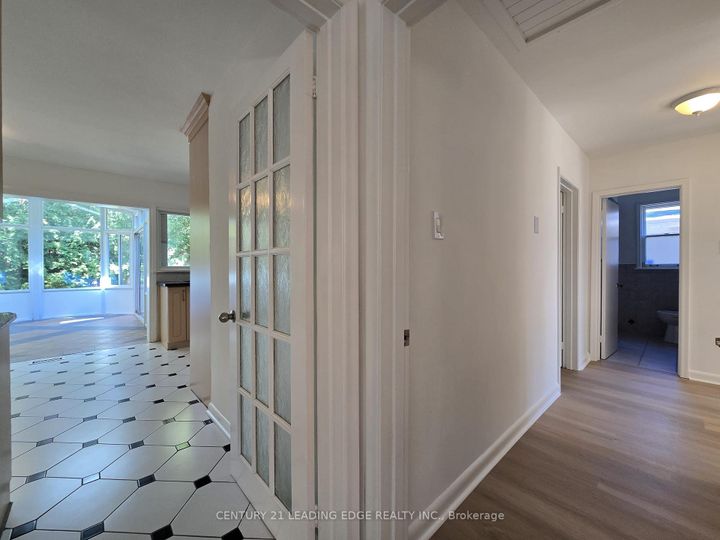Photo 34 at 39 Sumner Heights Drive, Bayview Village, Toronto