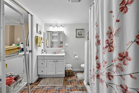 Photo 24 at 39 Highcroft Road, Allandale Heights, Barrie