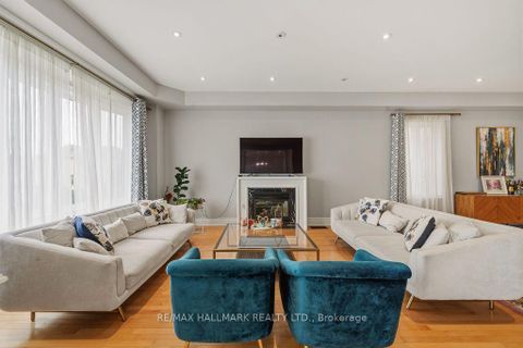 Photo 12 at 55 Marbrook Street, Mill Pond, Richmond Hill