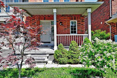 Photo 1 at 73 Laurendale Avenue, Keswick South, Georgina