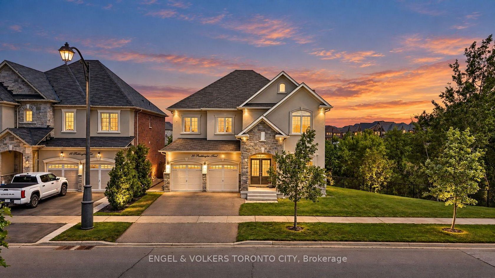 20 Parkheights Trail, Nobleton, King photo number 2