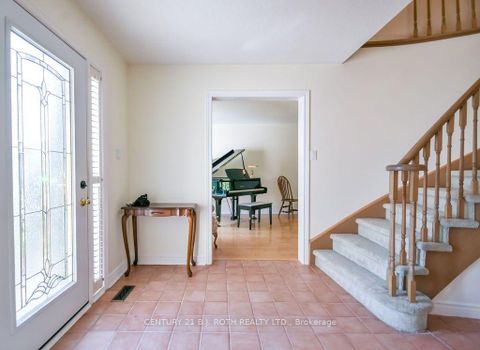 Photo 4 at 24 Grand Forest Drive, Bayshore, Barrie
