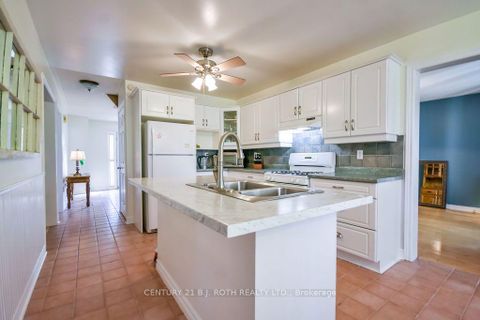 Photo 11 at 24 Grand Forest Drive, Bayshore, Barrie