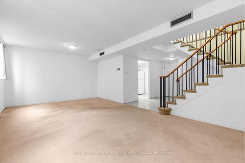 Photo 17 at PH6 - 360 Bloor Street E, Moore Park, Toronto