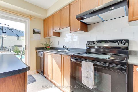Photo 14 at 65 Ian Drive, Keswick South, Georgina