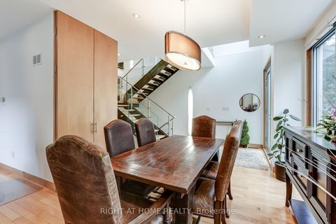 Photo 7 at 17 Ashfield Drive, West Deane, Toronto