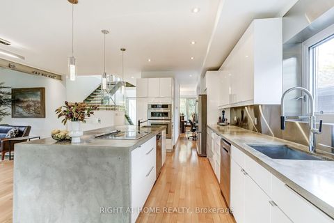 Photo 9 at 17 Ashfield Drive, West Deane, Toronto