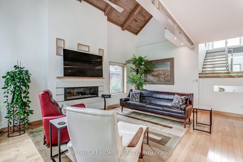 Photo 13 at 17 Ashfield Drive, West Deane, Toronto