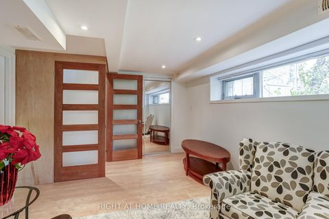 Photo 30 at 17 Ashfield Drive, West Deane, Toronto