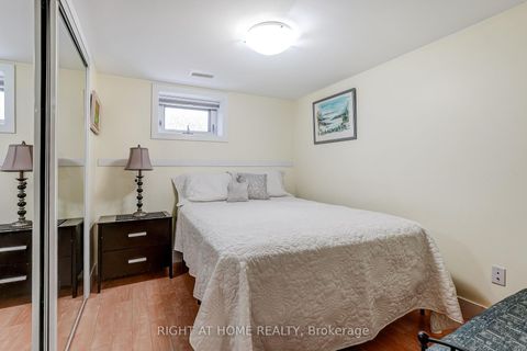 Photo 36 at 17 Ashfield Drive, West Deane, Toronto