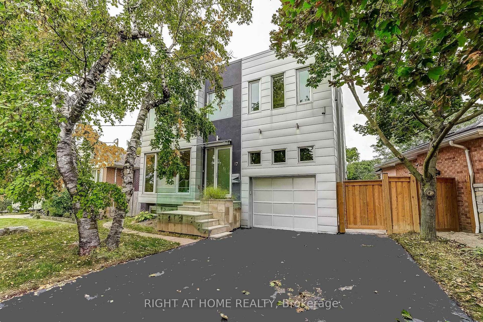 17 Ashfield Drive, West Deane, Toronto 