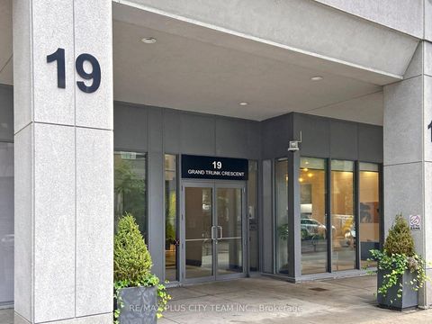 Photo 1 at 1103 - 19 Grand Trunk Crescent, Waterfront Communities C1, Toronto