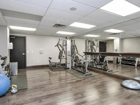 Photo 11 at 1103 - 19 Grand Trunk Crescent, Waterfront Communities C1, Toronto