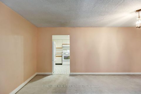 Photo 12 at 6 - 48 Granby Street, Yonge Corridor, Toronto