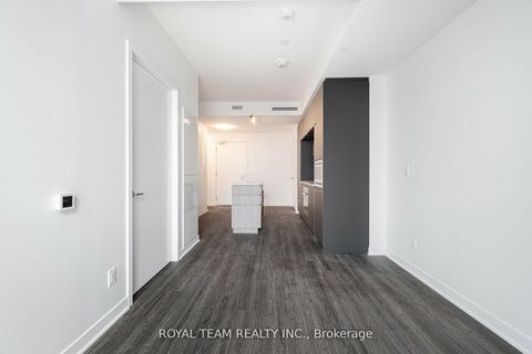 Photo 17 at 1107 - 185 Alberta Avenue, Oakwood Village, Toronto