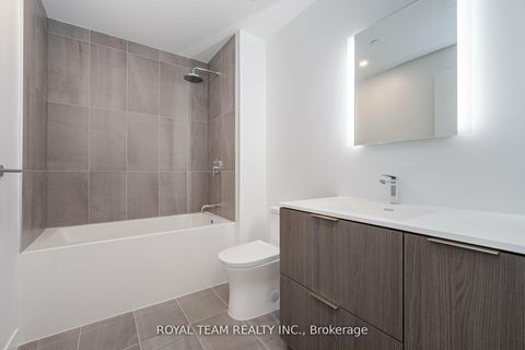 Photo 22 at 1107 - 185 Alberta Avenue, Oakwood Village, Toronto