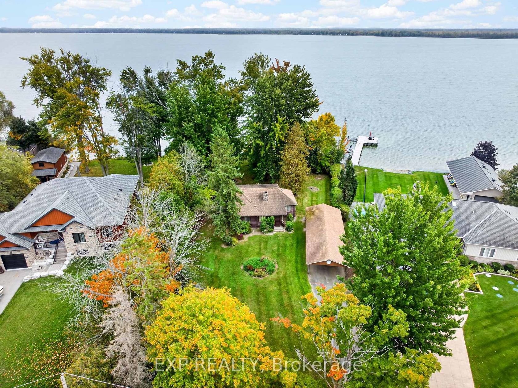 607 Duclos Point Road, Pefferlaw, Georgina photo number 2