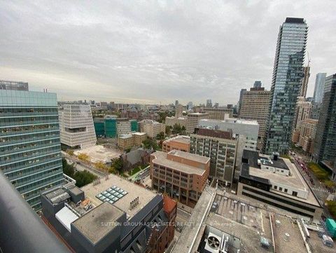 Photo 8 at 2411 - 770 Bay Street, Bay Street Corridor, Toronto