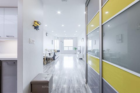 Photo 1 at 1911 - 5 Concorde Place, Don Mills, Toronto