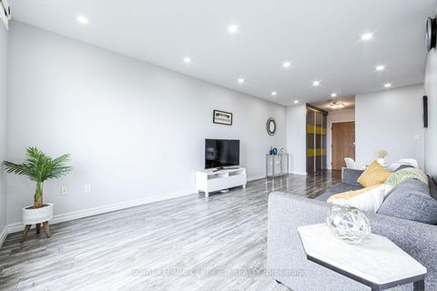 Photo 3 at 1911 - 5 Concorde Place, Don Mills, Toronto