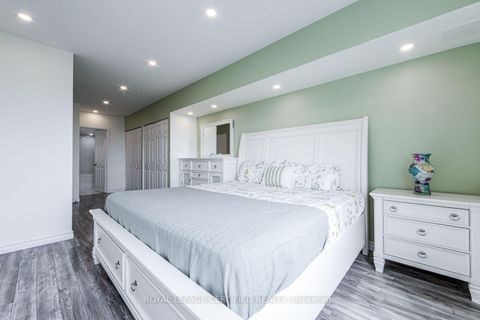 Photo 15 at 1911 - 5 Concorde Place, Don Mills, Toronto