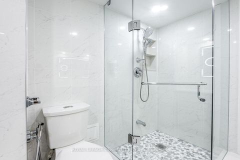 Photo 19 at 1911 - 5 Concorde Place, Don Mills, Toronto